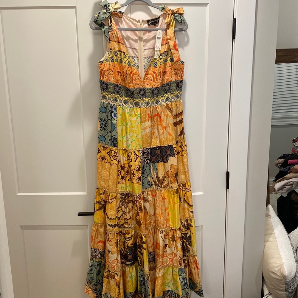 Summer dress Anthropologie never worn tags still on.